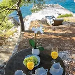 Luxury Oasis By The With Pool Primošten