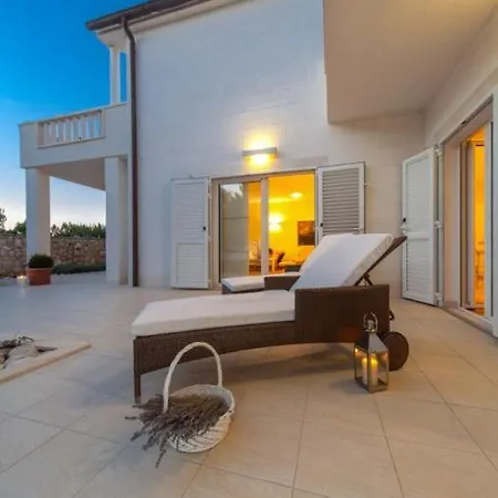 Luxury Beachfront Oasis With Private Pool At The In Primosten