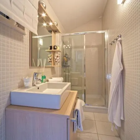 Villa Luxury Beachfront Oasis With Private Pool At The In *