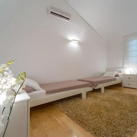 Luxury Beachfront Oasis With Private Pool At The In Primosten