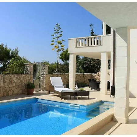 Villa Luxury Beachfront Oasis With Private Pool At The In Primosten