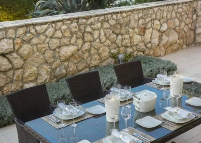 Villa Luxury Beachfront Oasis With Private Pool At The In