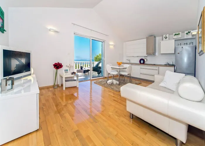 Luxury Beachfront Oasis With Private Pool At The In