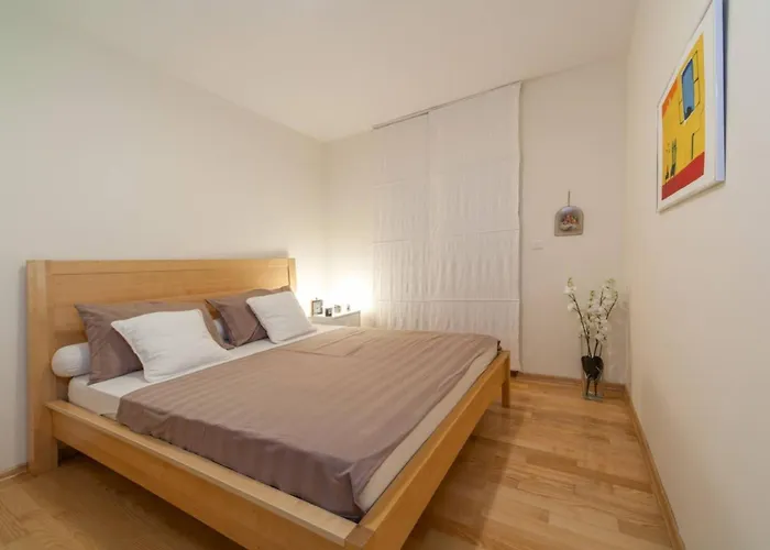 Villa Luxury Beachfront Oasis With Private Pool At The In Primosten