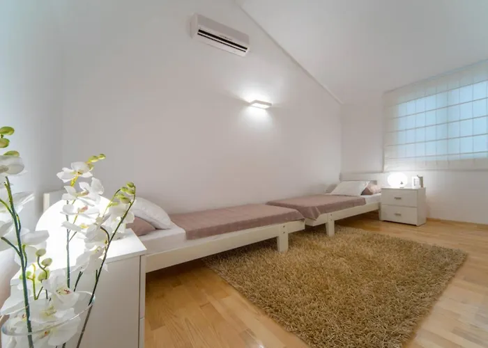 Villa Luxury Beachfront Oasis With Private Pool At The In Primosten