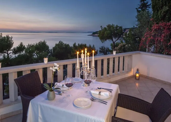 Luxury Beachfront Oasis With Private Pool At The In Villa Primosten