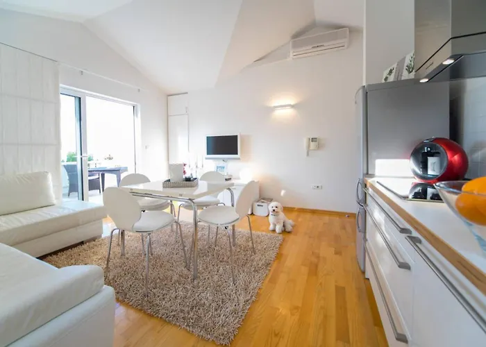 Luxury Beachfront Oasis With Private Pool At The In *