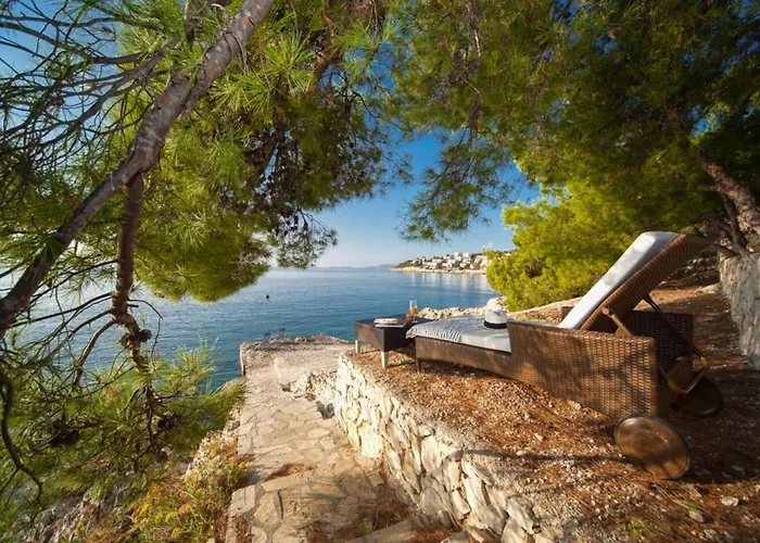 Villa Luxury Beachfront Oasis With Private Pool At The In Primosten